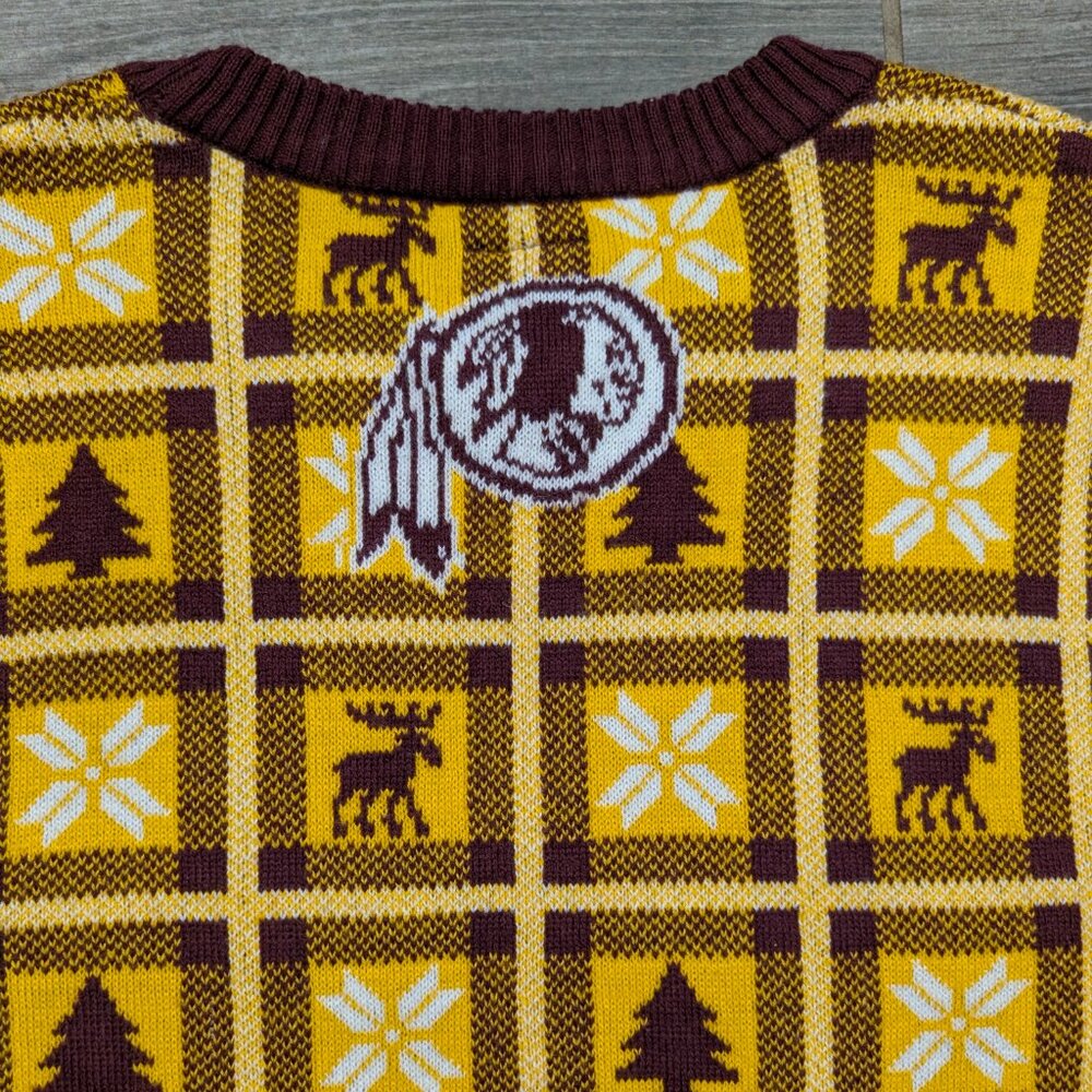 Washington Redskins Holiday Sweater Mens Size 2XL NFL Team Apparel NWOT - Picture 5 of 10